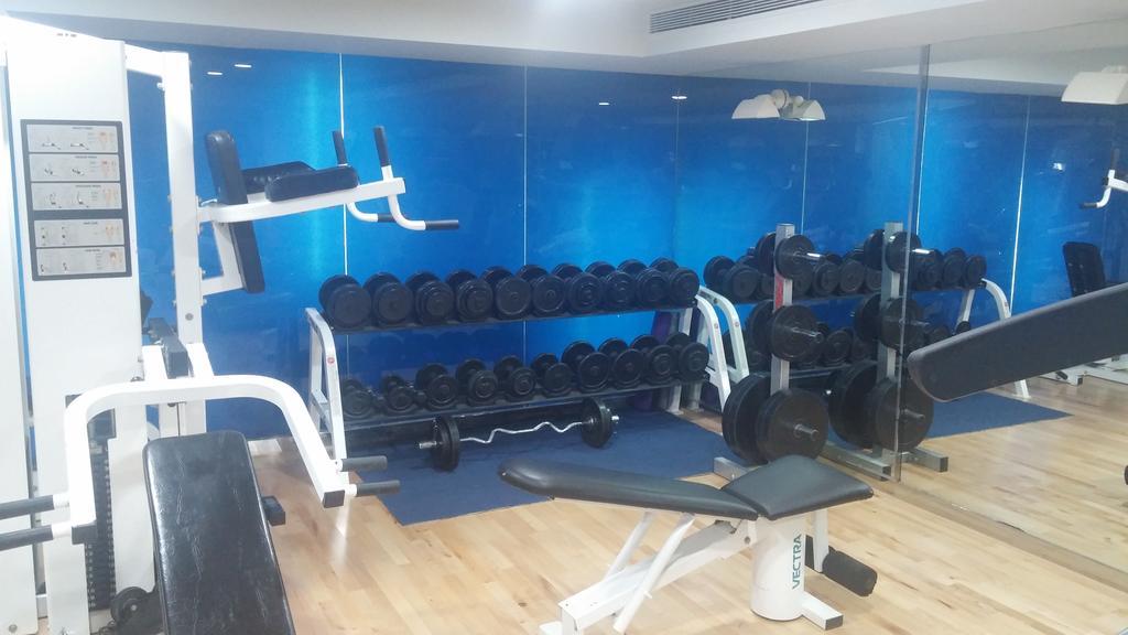 더 파크 방갈로르 벵갈루루 외부 사진 A gym in India