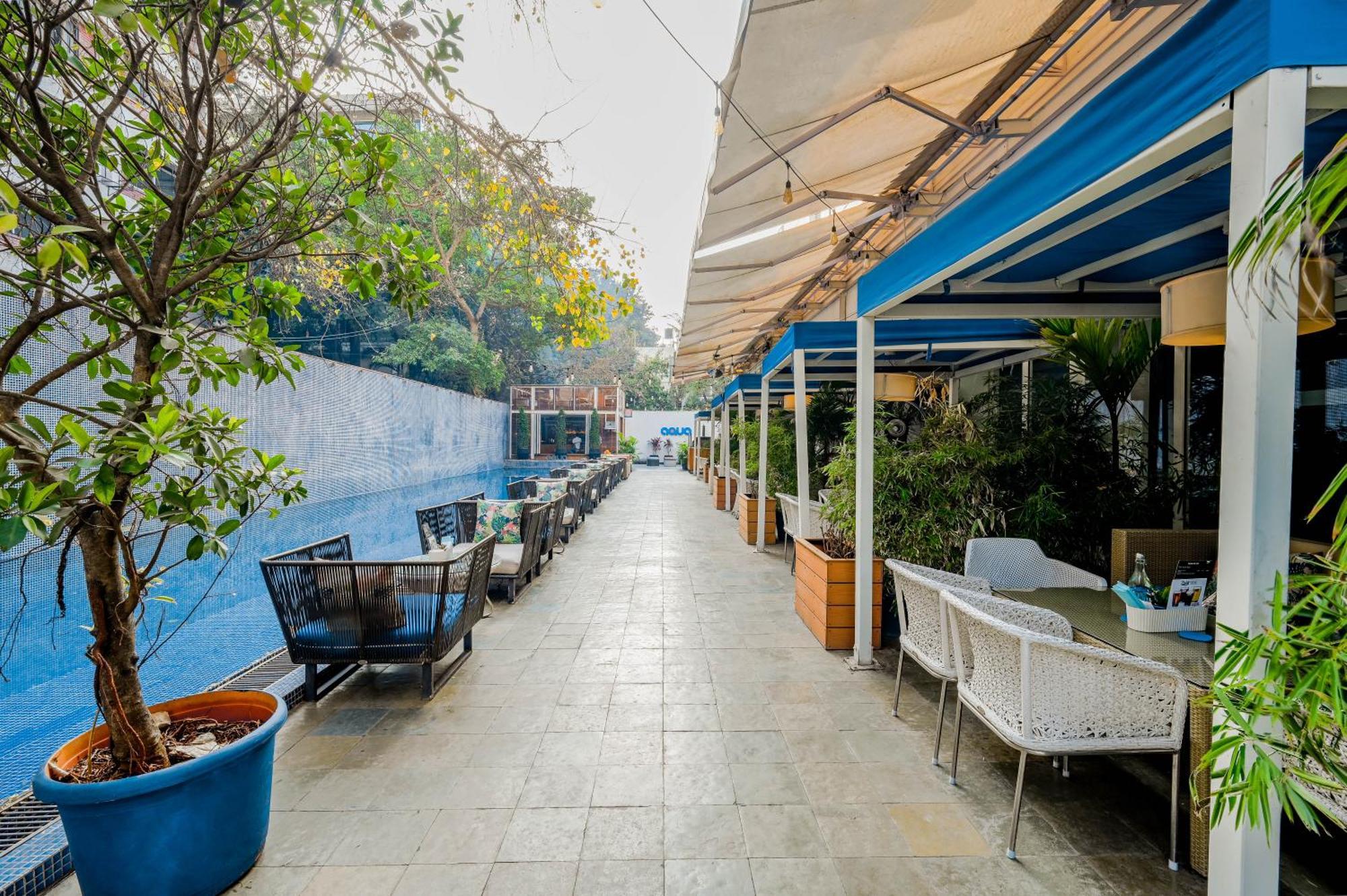 더 파크 방갈로르 벵갈루루 외부 사진 The Terrace