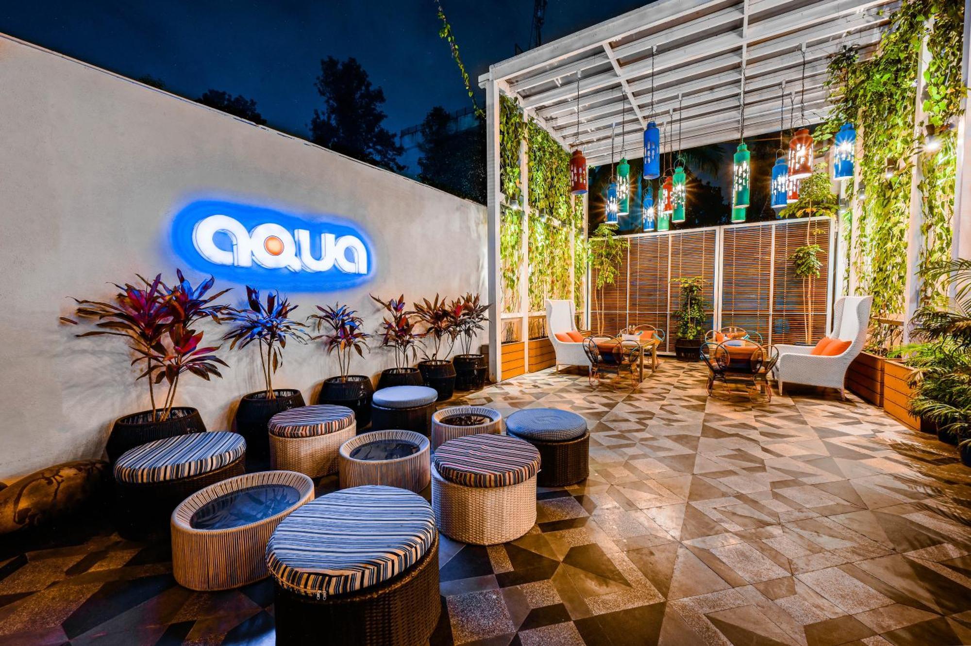더 파크 방갈로르 벵갈루루 외부 사진 Aqua Club